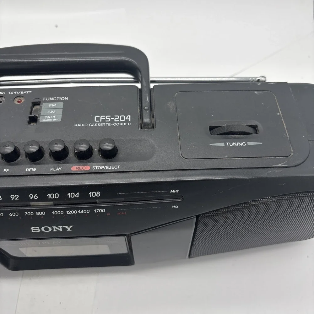Vintage Sony CFS-204 Raido Dual Cassette Recorder  Boombox. Tape Needs Repair.